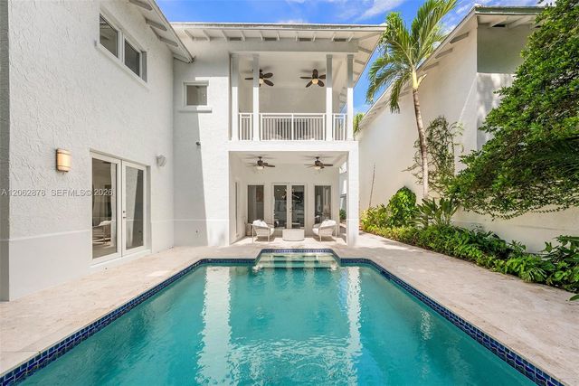 6 Coconut Lane, Key Biscayne, FL 33149