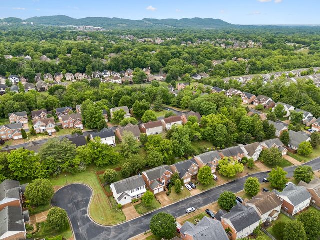 5905 Westheimer Dr, Brentwood, TN 37027