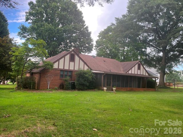 348 Hillsboro Road, Taylorsville, NC 28681