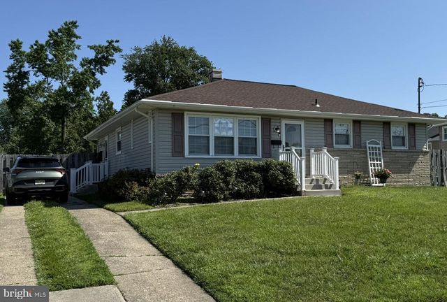 1101 PROSPECT LN, Somerdale, NJ 08083