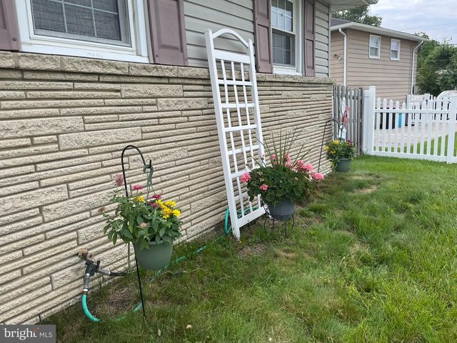 1101 PROSPECT LN, Somerdale, NJ 08083