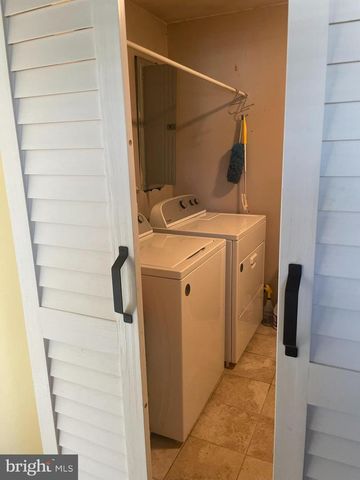 1101 PROSPECT LN, Somerdale, NJ 08083