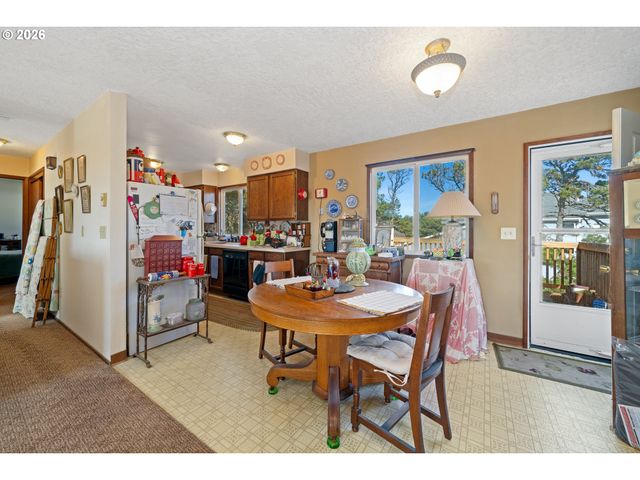 5750 HOLLY Ave, Cloverdale, OR 97112