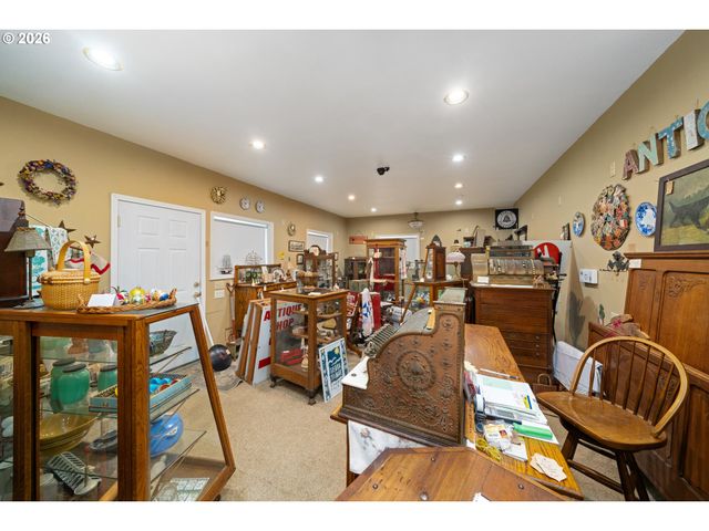 5750 HOLLY Ave, Cloverdale, OR 97112