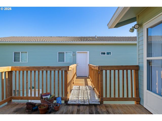 5750 HOLLY Ave, Cloverdale, OR 97112