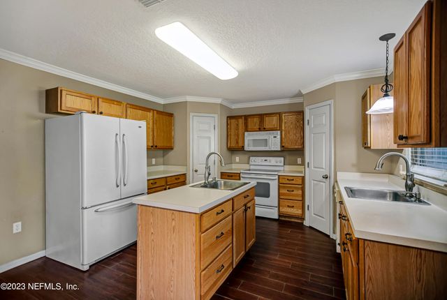 76055 HARLEY Court, Yulee, FL 32097