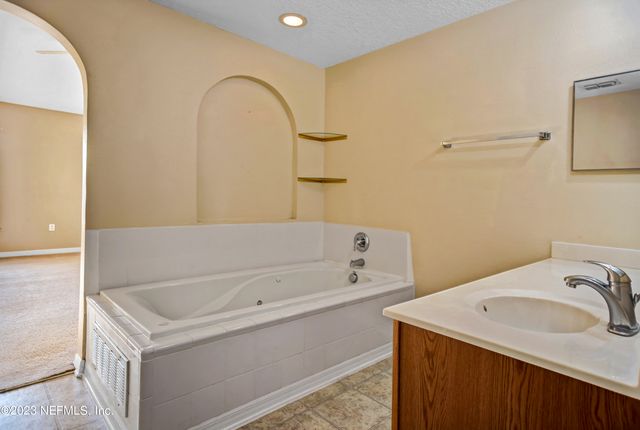 76055 HARLEY Court, Yulee, FL 32097