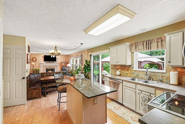 6357 Maple Grove, Hamilton Twp, OH 45152