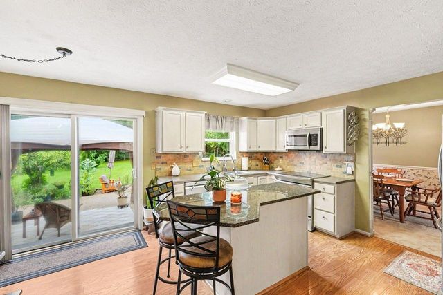 6357 Maple Grove, Hamilton Twp, OH 45152
