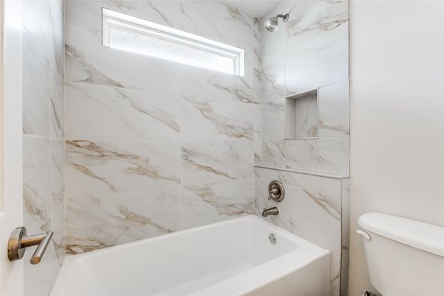 4058 Buena Vista Street A, Dallas, TX 75204