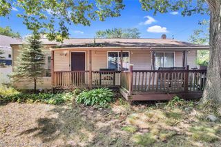 9439 Garforth Drive, White Lake, MI 48386