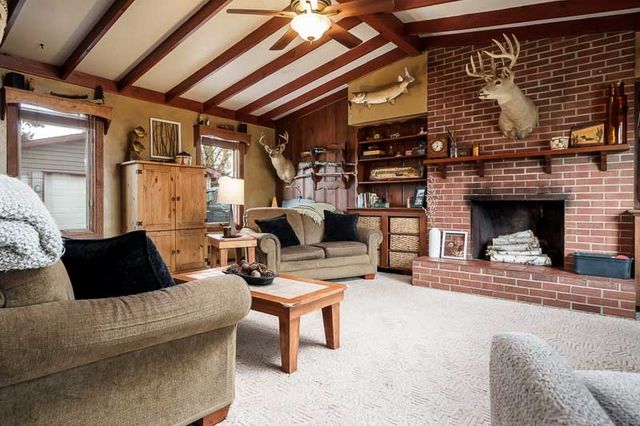 6408 N 1st Street, Loves Park, IL 61111