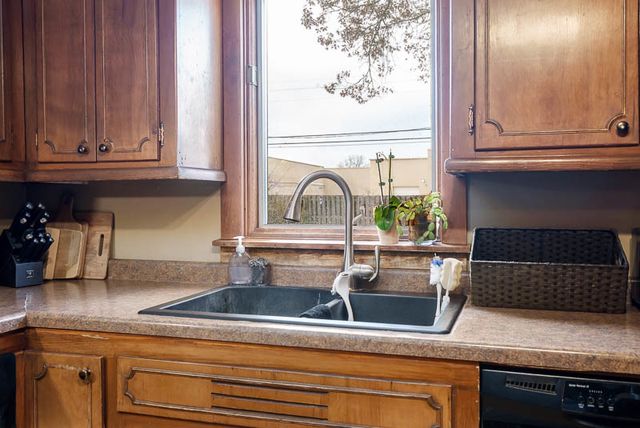 6408 N 1st Street, Loves Park, IL 61111