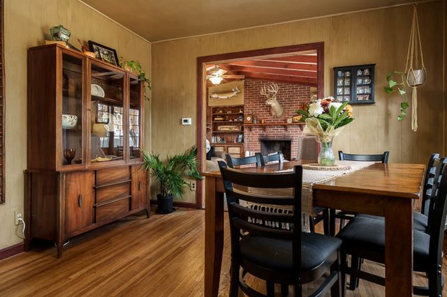 6408 N 1st Street, Loves Park, IL 61111