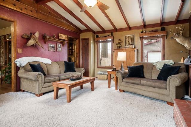 6408 N 1st Street, Loves Park, IL 61111