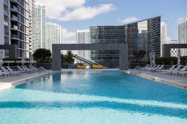 55 SW 9th St 1907, Miami, FL 33130