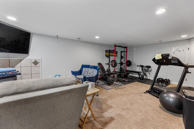 600 Laramie Cir, Maize, KS 67101