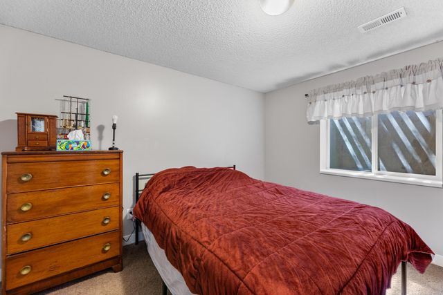 600 Laramie Cir, Maize, KS 67101