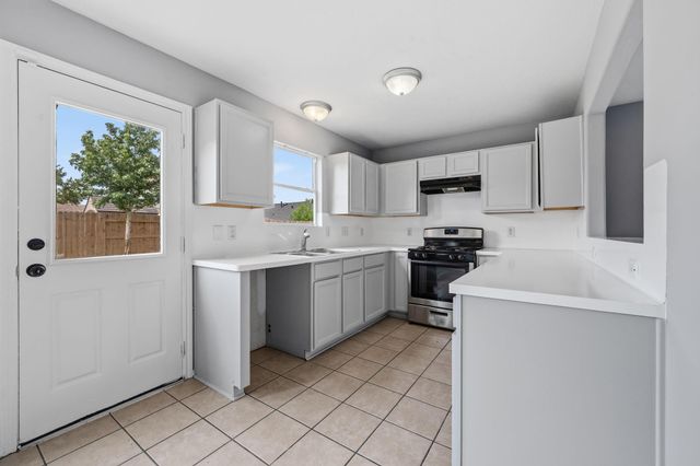 9006 Blue Cedar Lane, Humble, TX 77338
