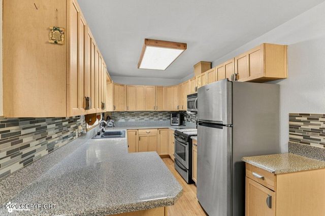 820 Dogwood Street, Anchorage, AK 99501