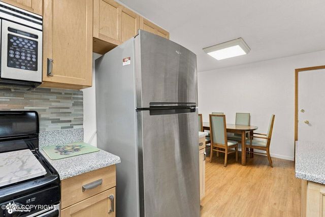 820 Dogwood Street, Anchorage, AK 99501