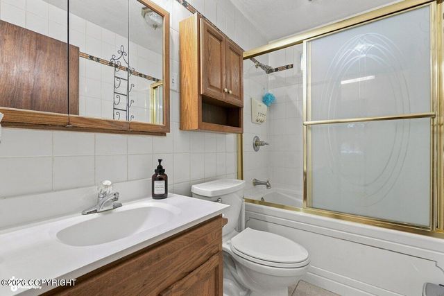 820 Dogwood Street, Anchorage, AK 99501