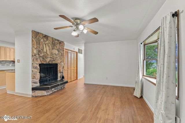 820 Dogwood Street, Anchorage, AK 99501