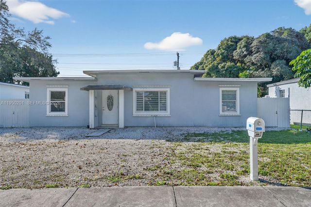 1240 Sharazad Blvd, Opa-locka, FL 33054