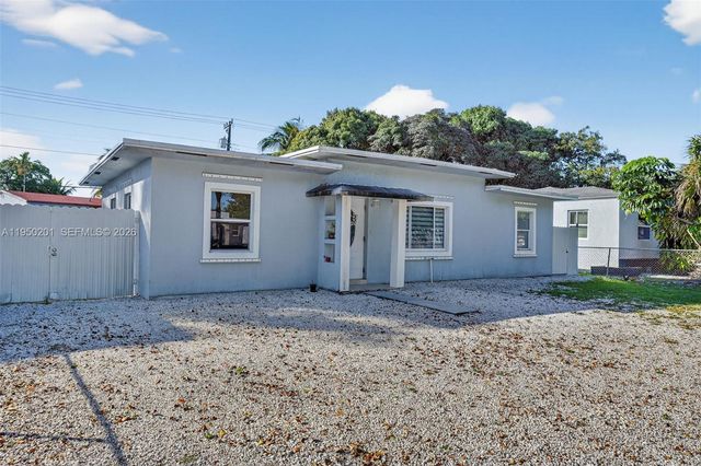 1240 Sharazad Blvd, Opa-locka, FL 33054