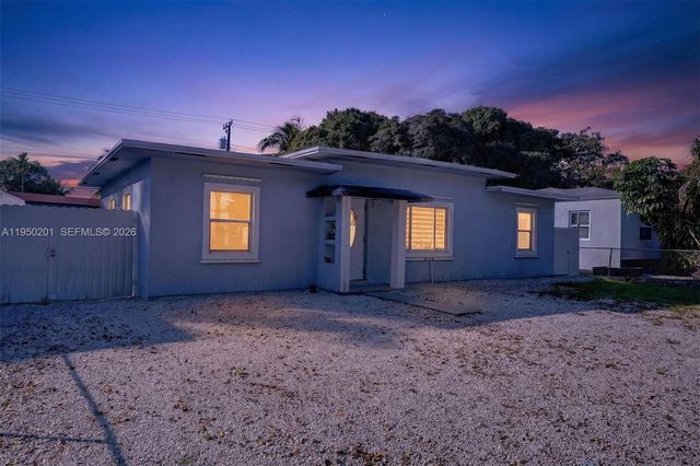 1240 Sharazad Blvd, Opa-locka, FL 33054