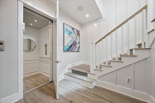 63 Water Key Key, Hitchcock, TX 77563