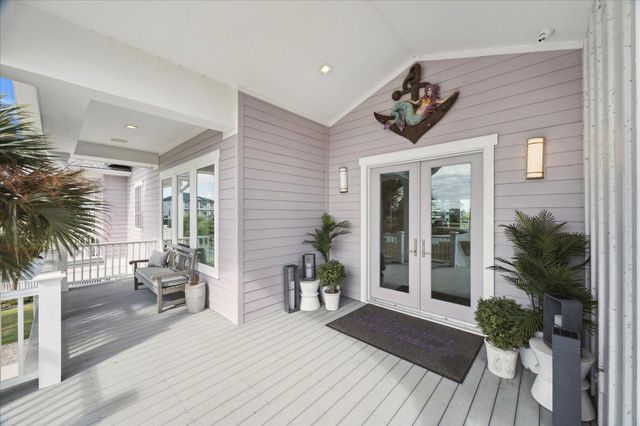 63 Water Key Key, Hitchcock, TX 77563