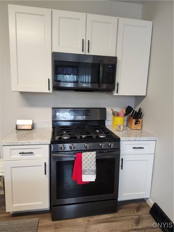 106 Laurel Avenue, Salina, NY 13088