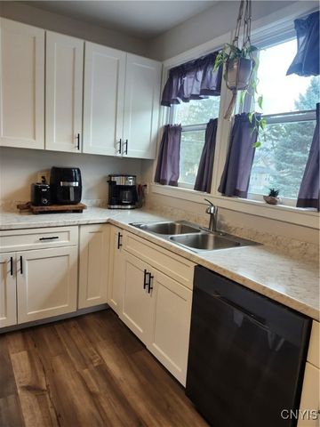 106 Laurel Avenue, Salina, NY 13088