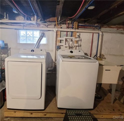 106 Laurel Avenue, Salina, NY 13088