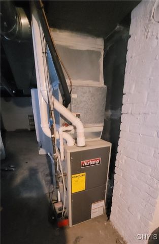 106 Laurel Avenue, Salina, NY 13088