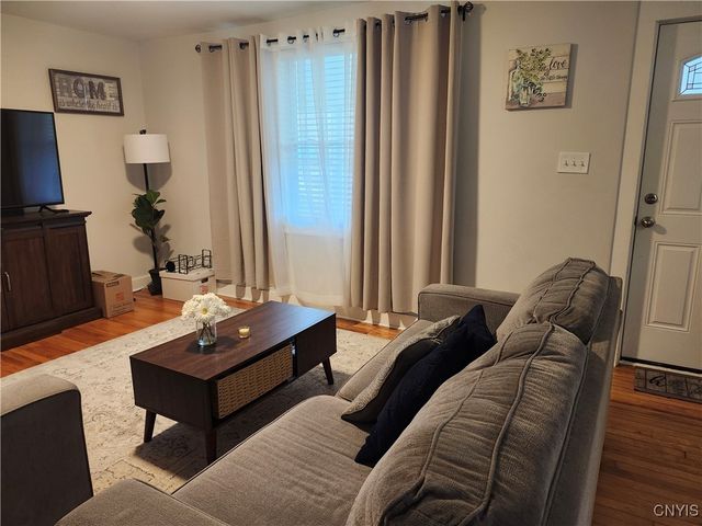 106 Laurel Avenue, Salina, NY 13088