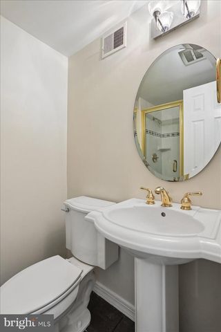 11427 BEDFORDSHIRE AVE, Potomac, MD 20854
