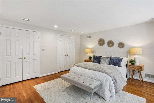 11427 BEDFORDSHIRE AVE, Potomac, MD 20854