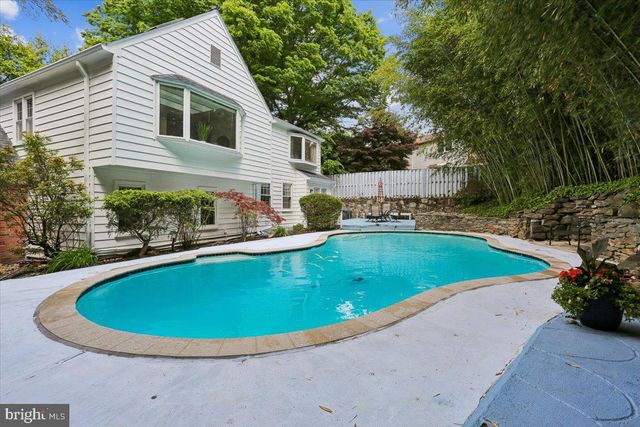 11427 BEDFORDSHIRE AVE, Potomac, MD 20854
