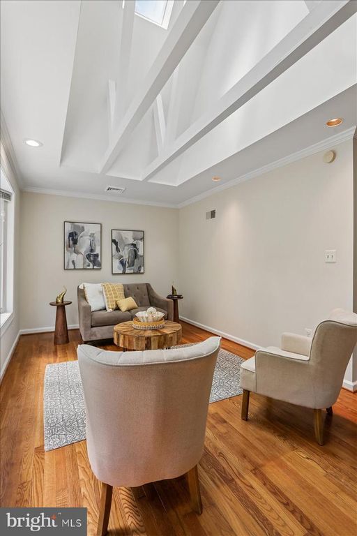 Image 46 of property listing at 11427 BEDFORDSHIRE AVE, Potomac, MD 20854