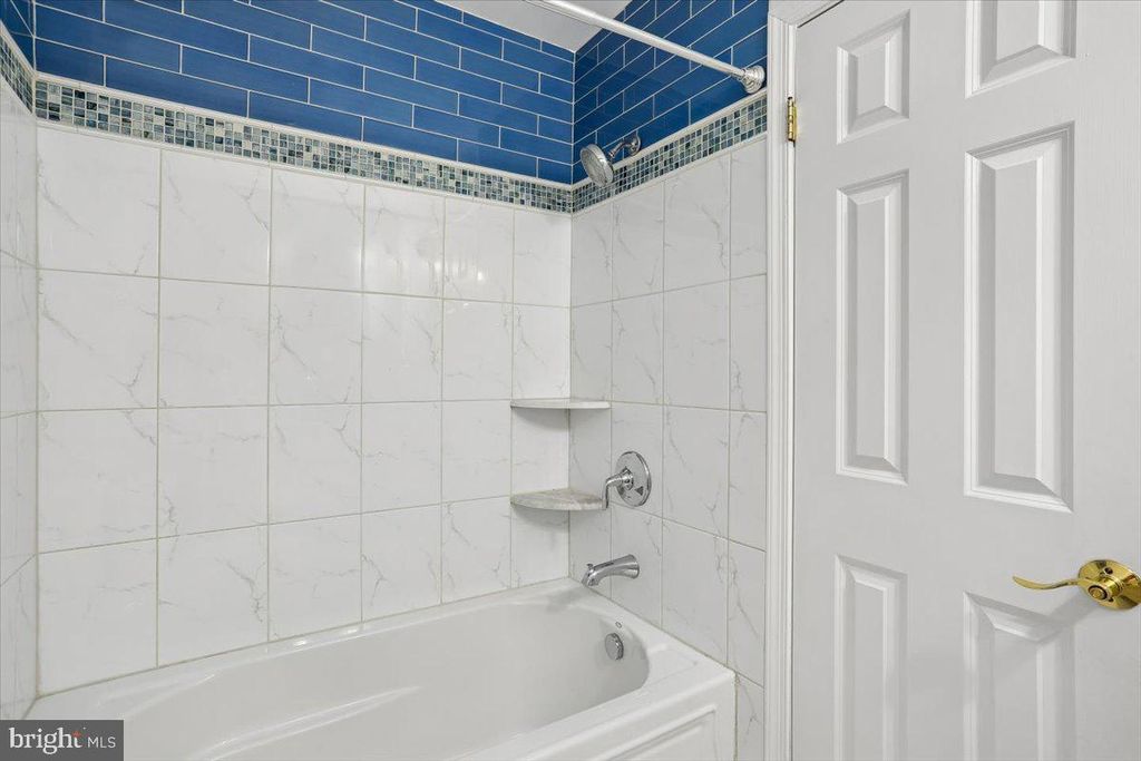 Image 59 of property listing at 11427 BEDFORDSHIRE AVE, Potomac, MD 20854
