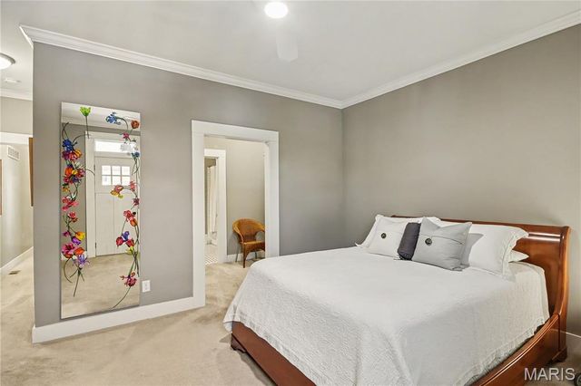 4137 Virginia Avenue, St Louis, MO 63118