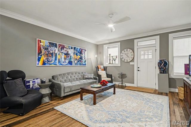 4137 Virginia Avenue, St Louis, MO 63118