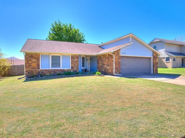 1105 W Durham Street, Broken Arrow, OK 74011