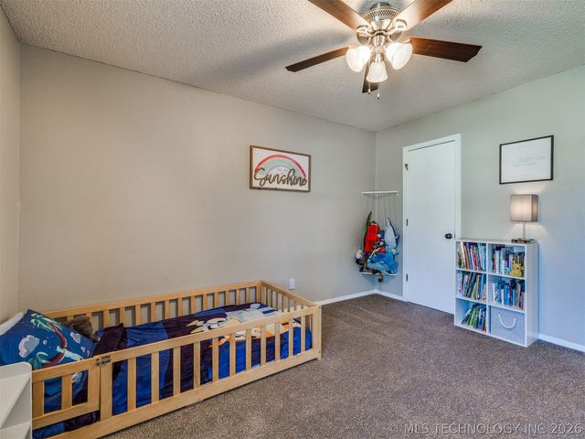 1105 W Durham Street, Broken Arrow, OK 74011