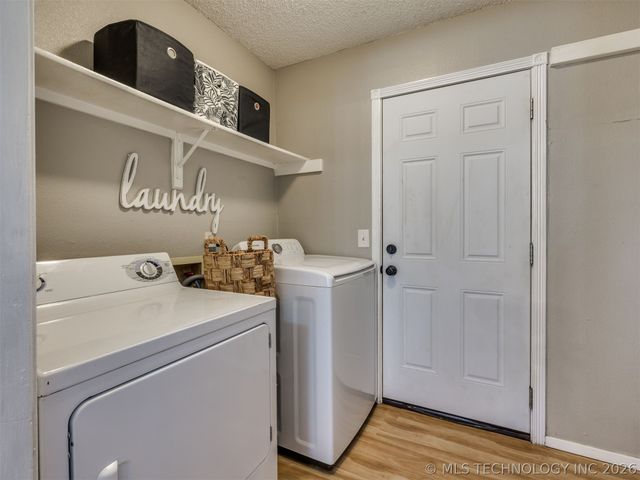 1105 W Durham Street, Broken Arrow, OK 74011