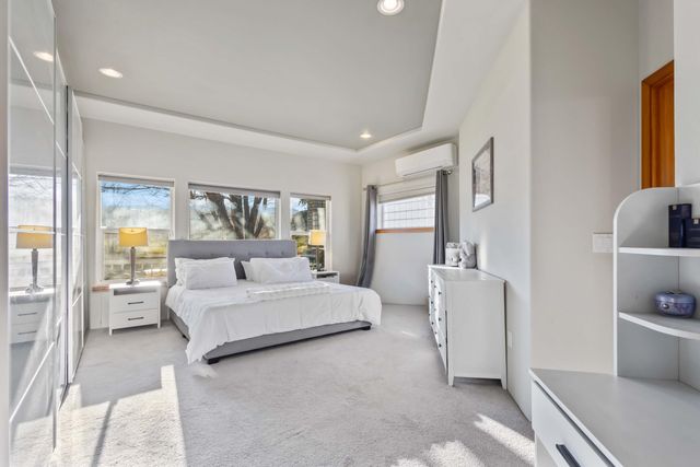 221 SW Meadow Lakes Drive, Prineville, OR 97754