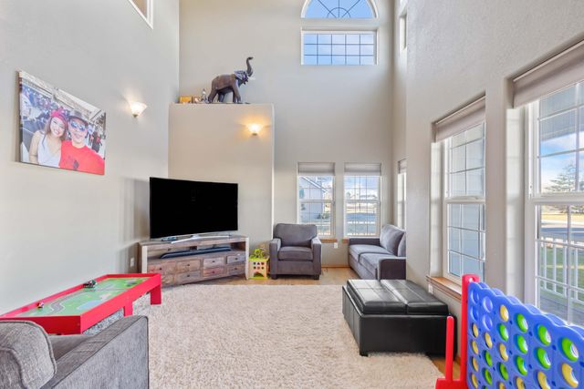 221 SW Meadow Lakes Drive, Prineville, OR 97754