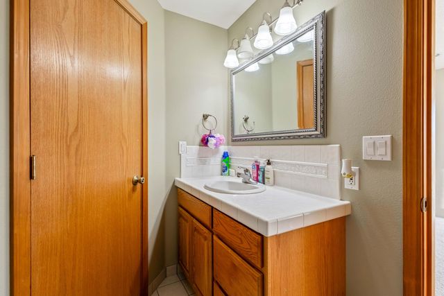 221 SW Meadow Lakes Drive, Prineville, OR 97754